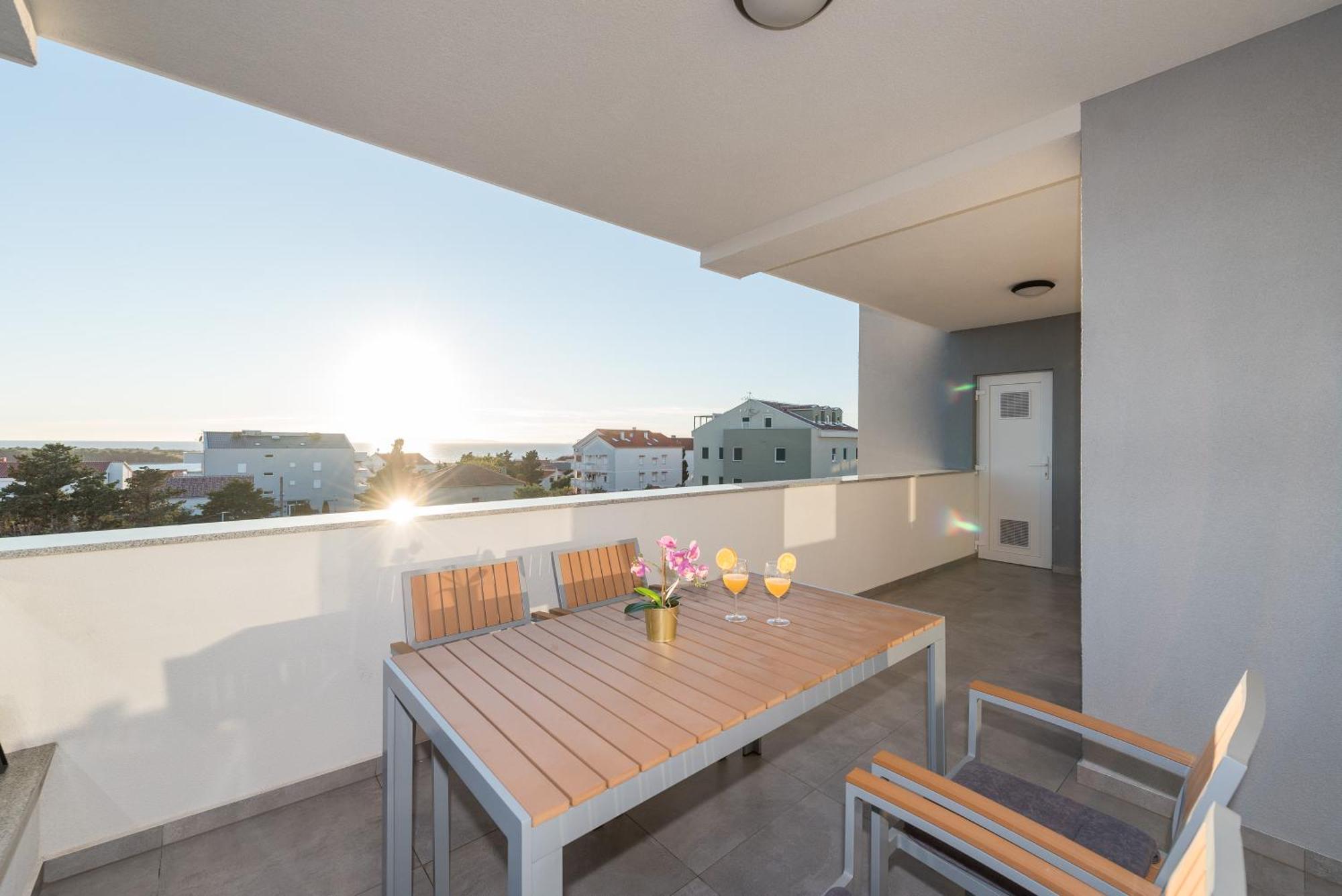 Villa Lena Luxury Apartments Новалья Номер фото